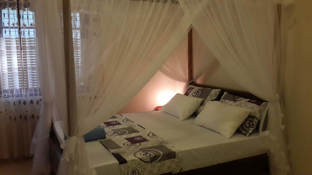 Golden Beach Rest Hotell Tangalle Eksteriør bilde
