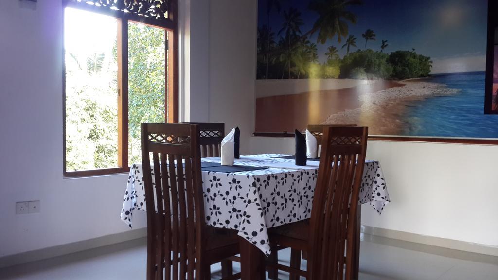 Golden Beach Rest Hotell Tangalle Eksteriør bilde